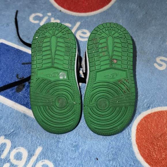 Jordan 1 - Picture 3 of 3